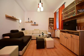 FLH - Bright and Fresh Two-Bedroom Apartment